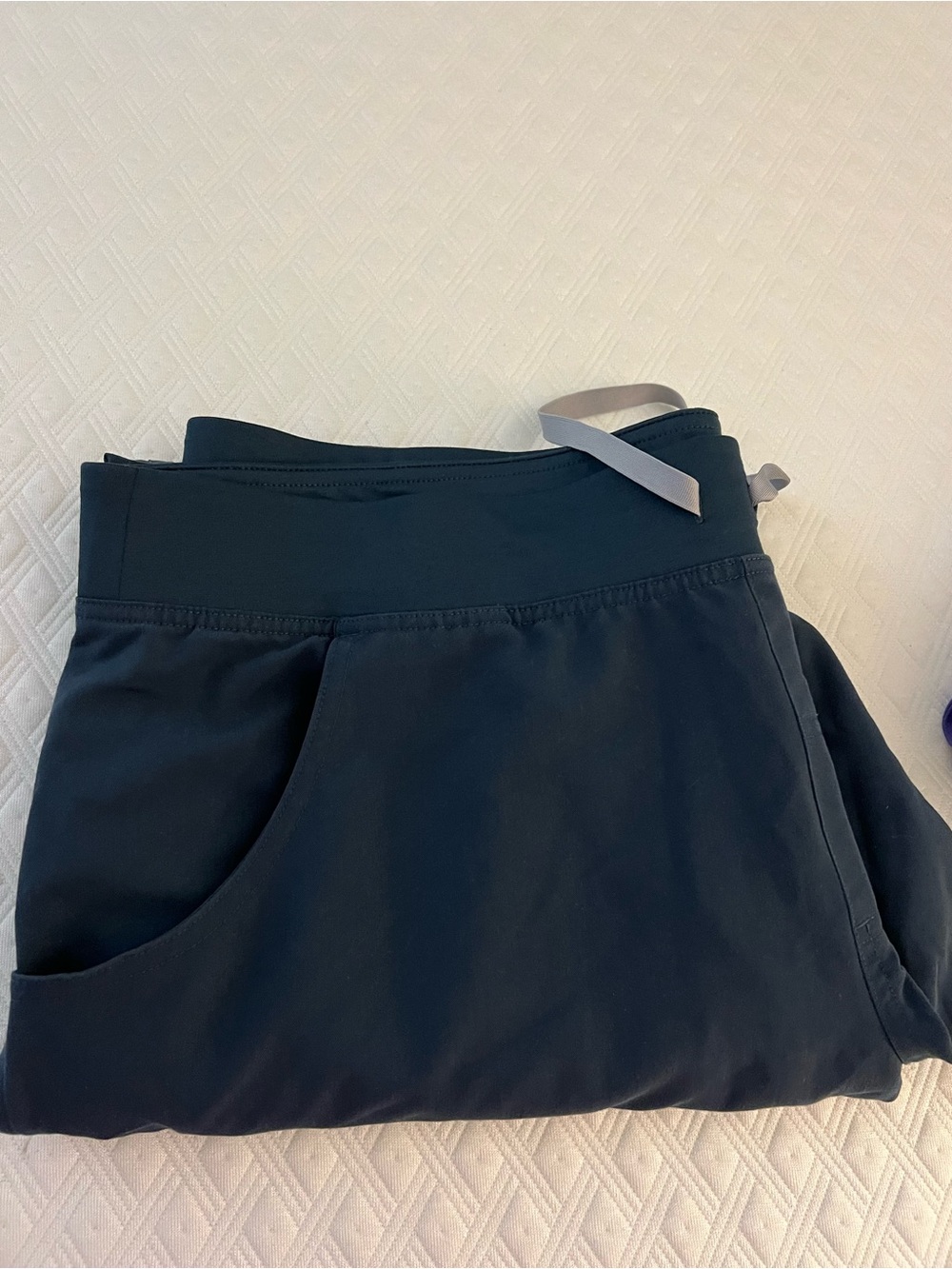 Figs Kade scrub pants - Picture 2 of 3
